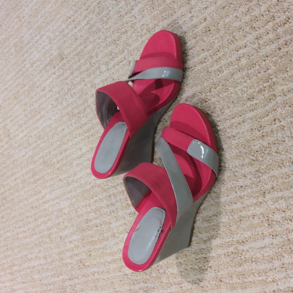 Wedge sandals